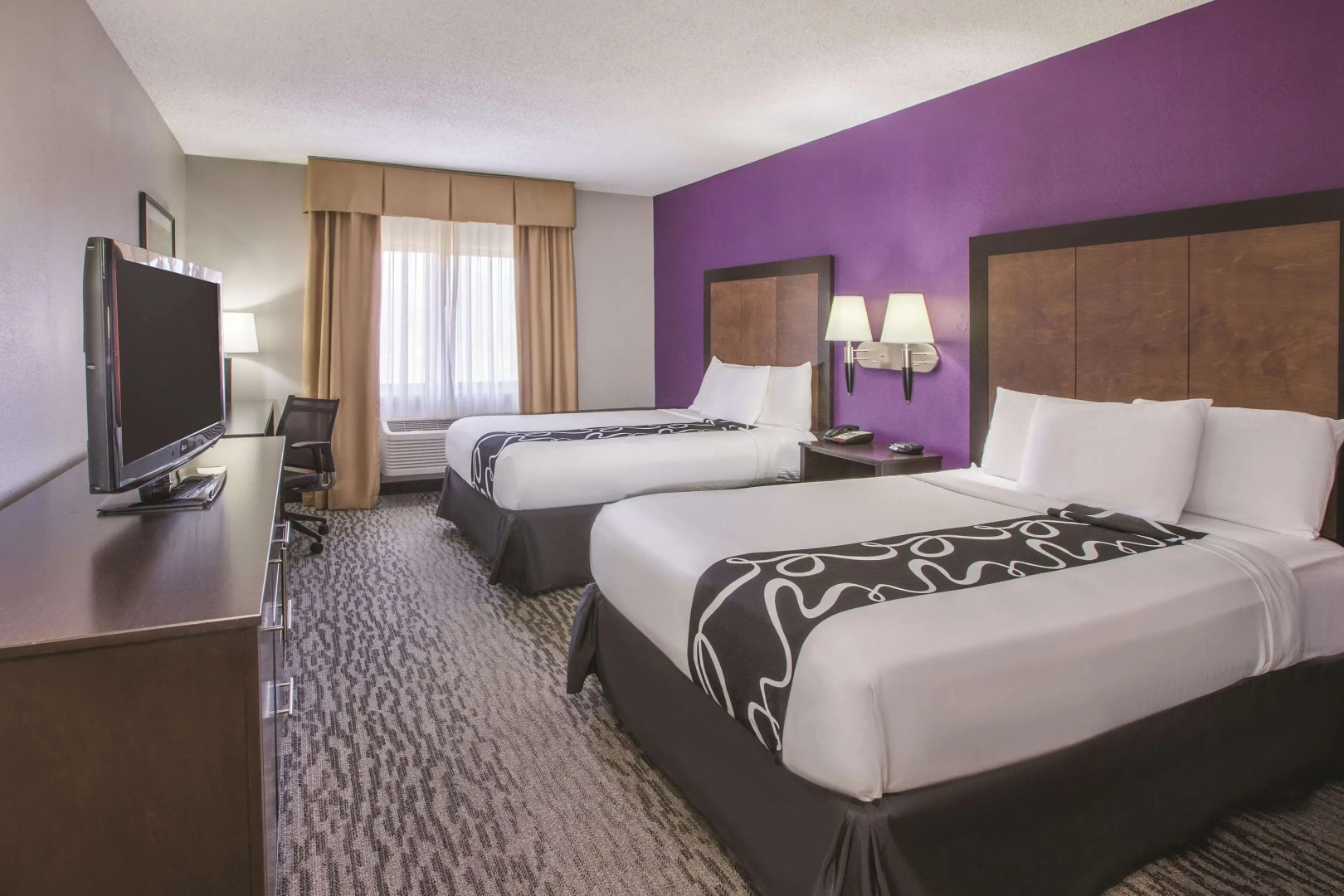 La Quinta Inn & Suites by Wyndham Erie