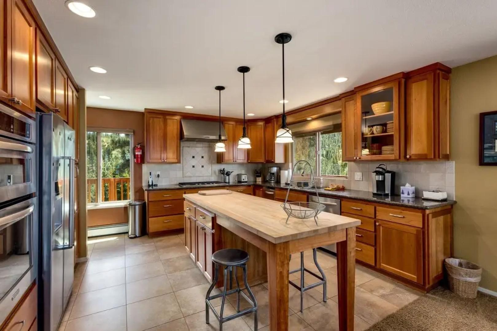 Tudor Lodge 4 Bedroom Home