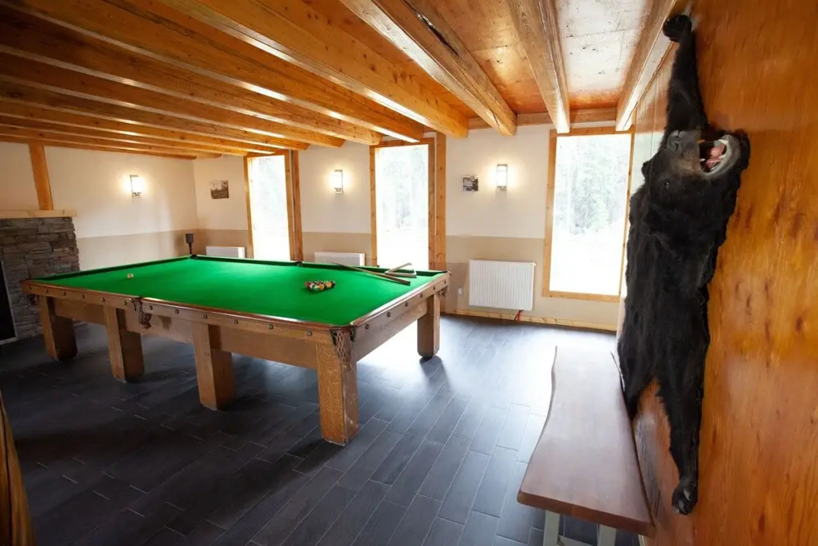 Red Cariboo Apartments