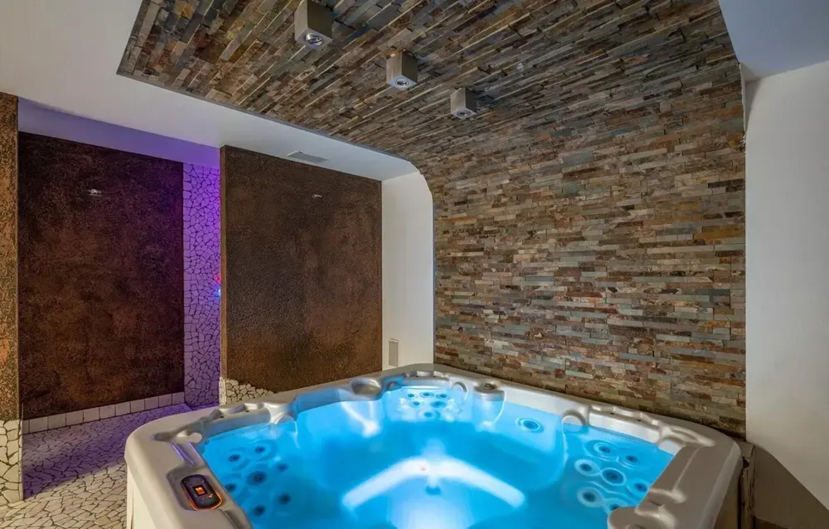 Awesome Home in Magliolo-finale Ligure With 2 Bedrooms and Outdoor Swimming Pool