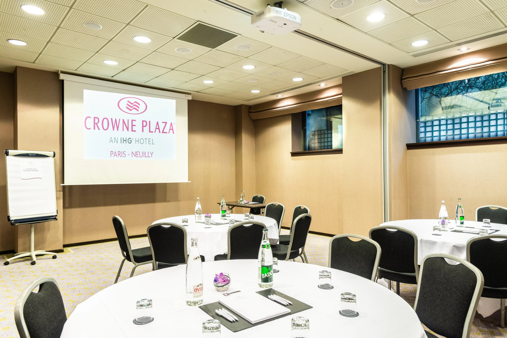 Mövenpick Hotel Paris Neuilly