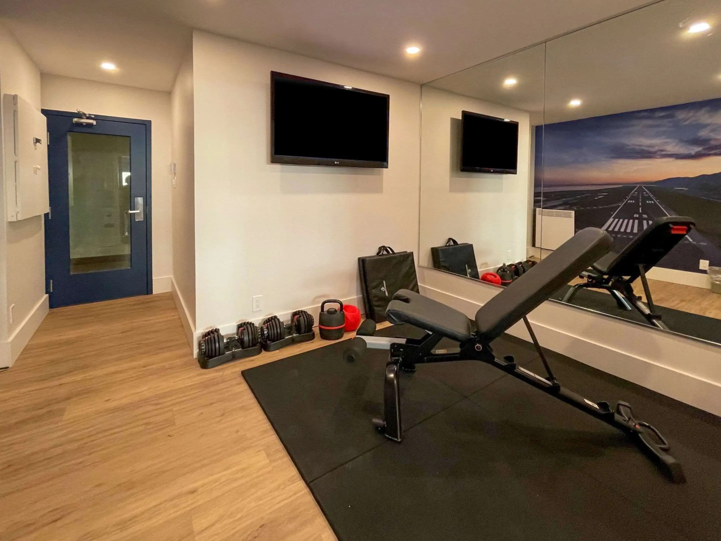 Clarion Pointe Quebec Airport