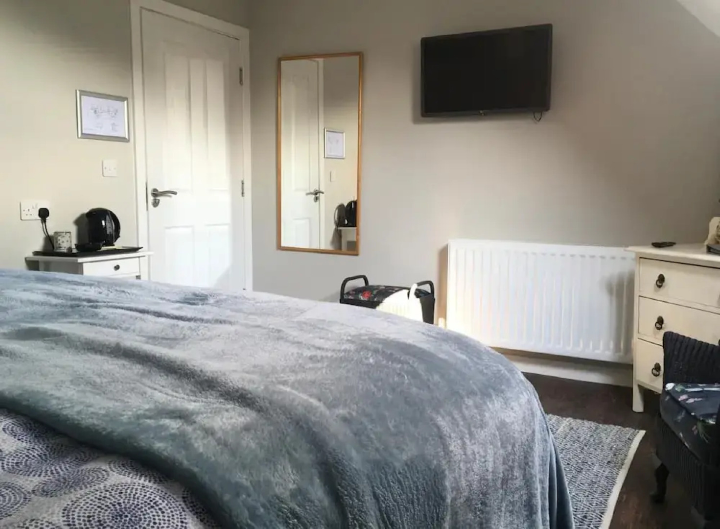 The Old School House