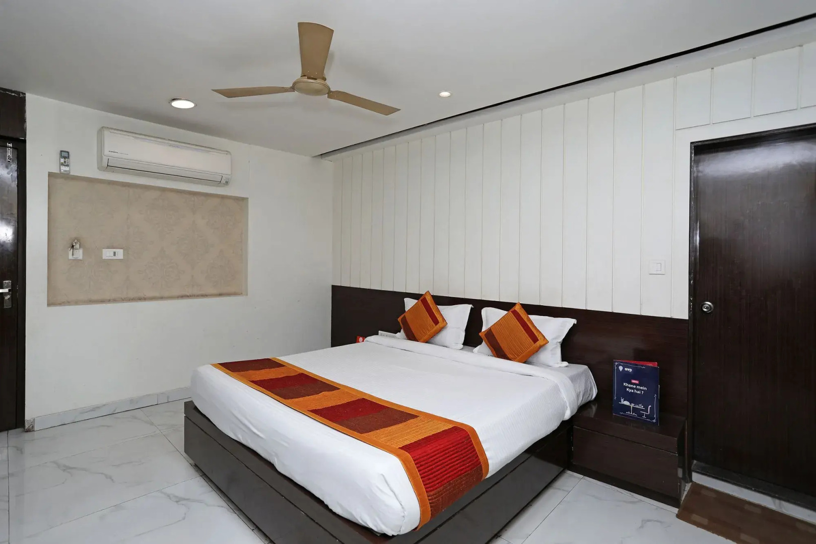 OYO 10277 Hotel Delux Golden