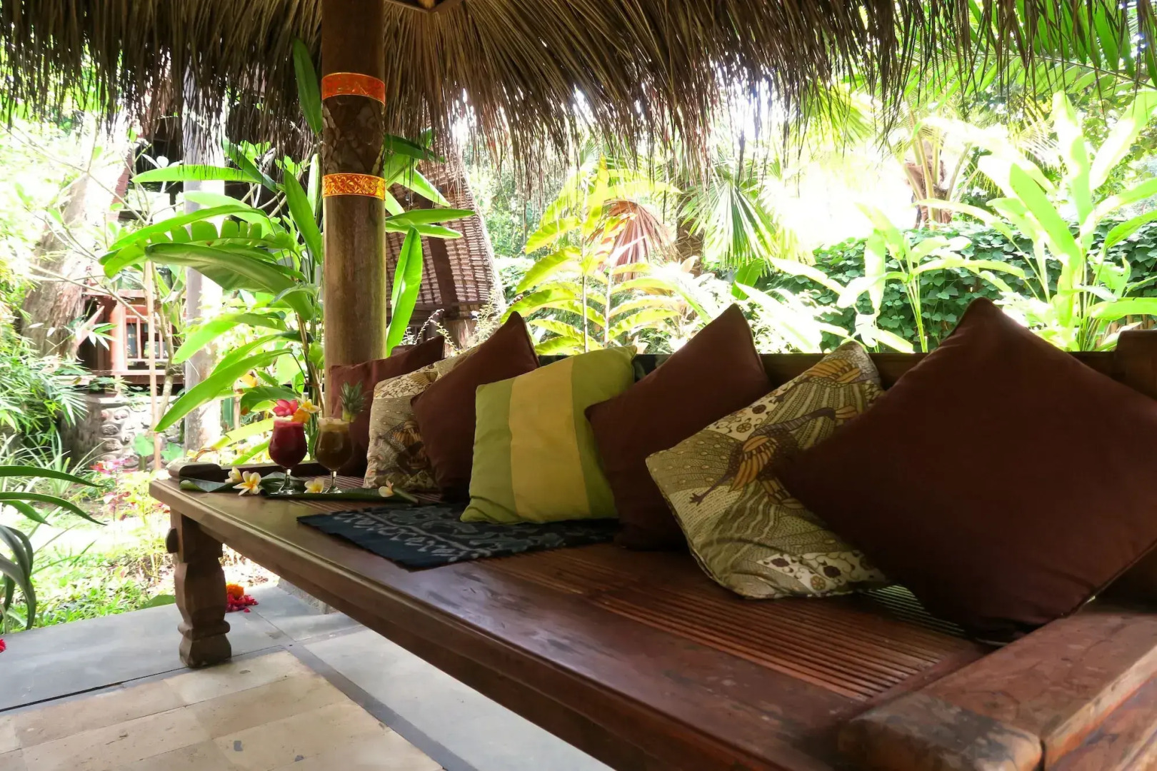 Cili Emas Oceanside Resort