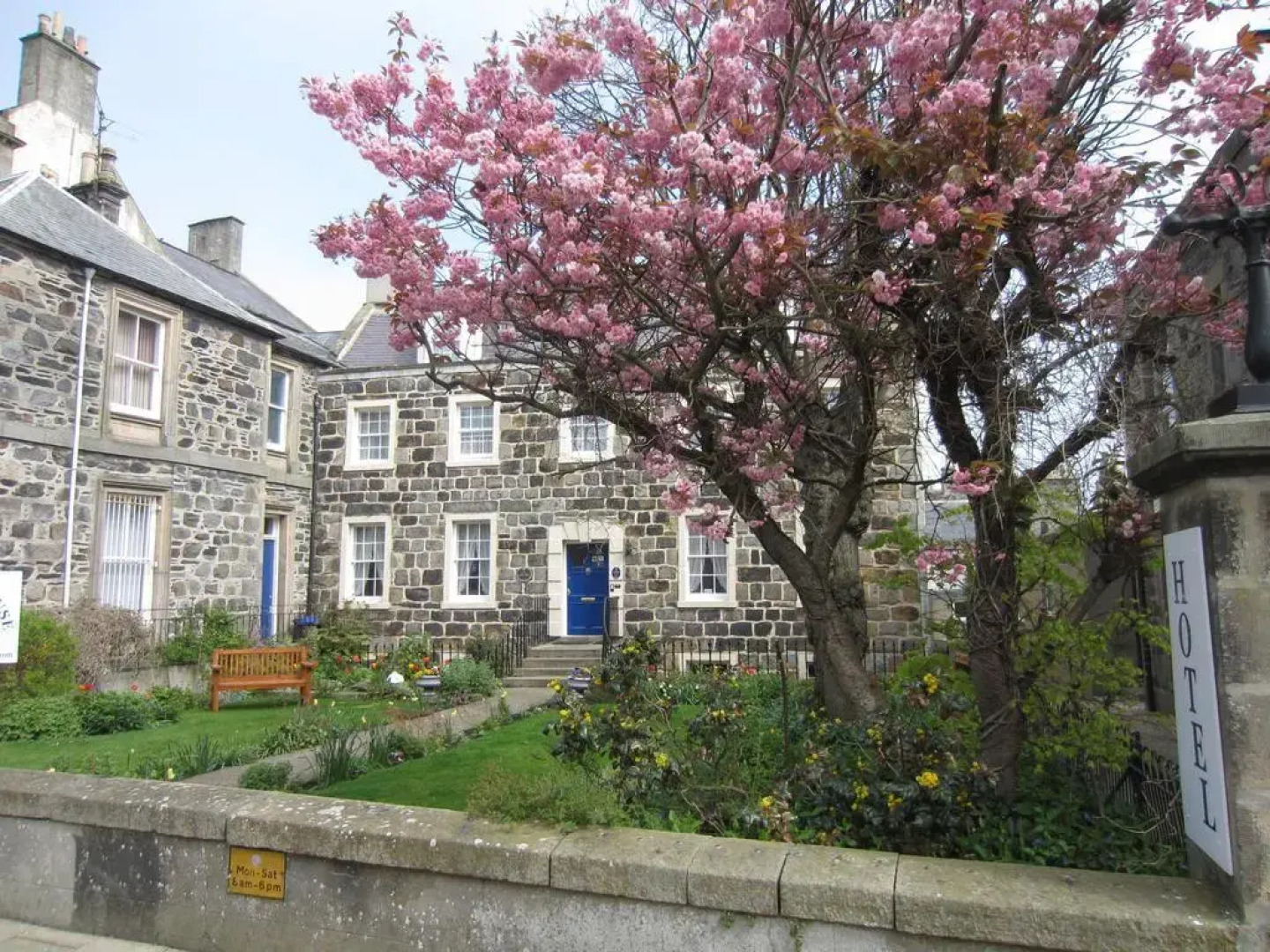 Carmelite House Hotel