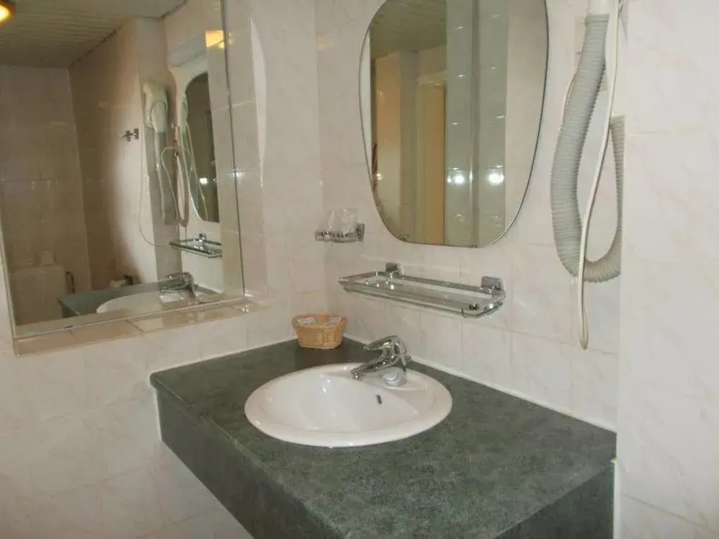 Malecot Hotel by F-Hotels