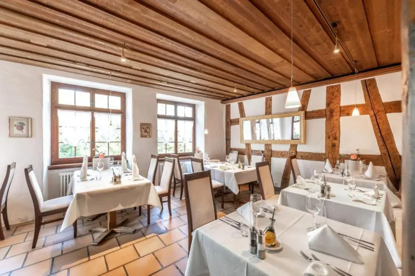 Hotel zum goldenen Kreuz