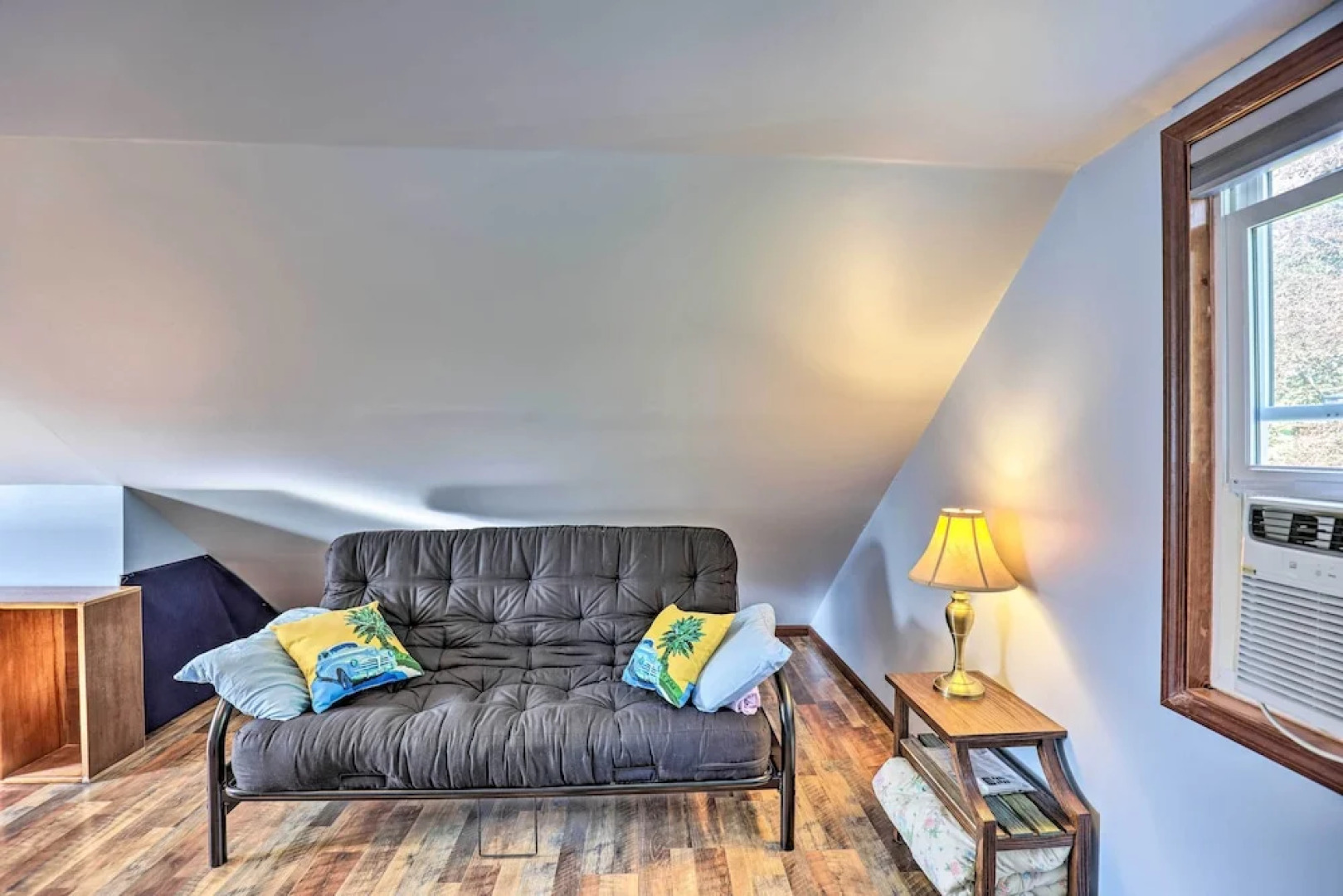 'aunt Al's Place' Home on Canandaigua Lake w/ Deck