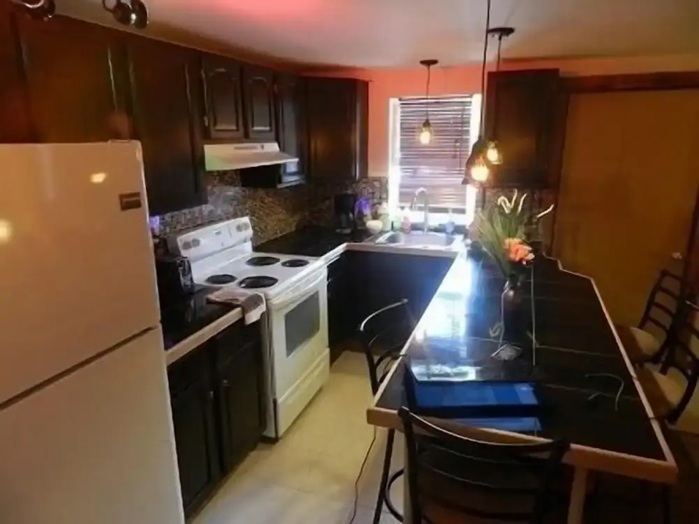 Blue Frost Apartments