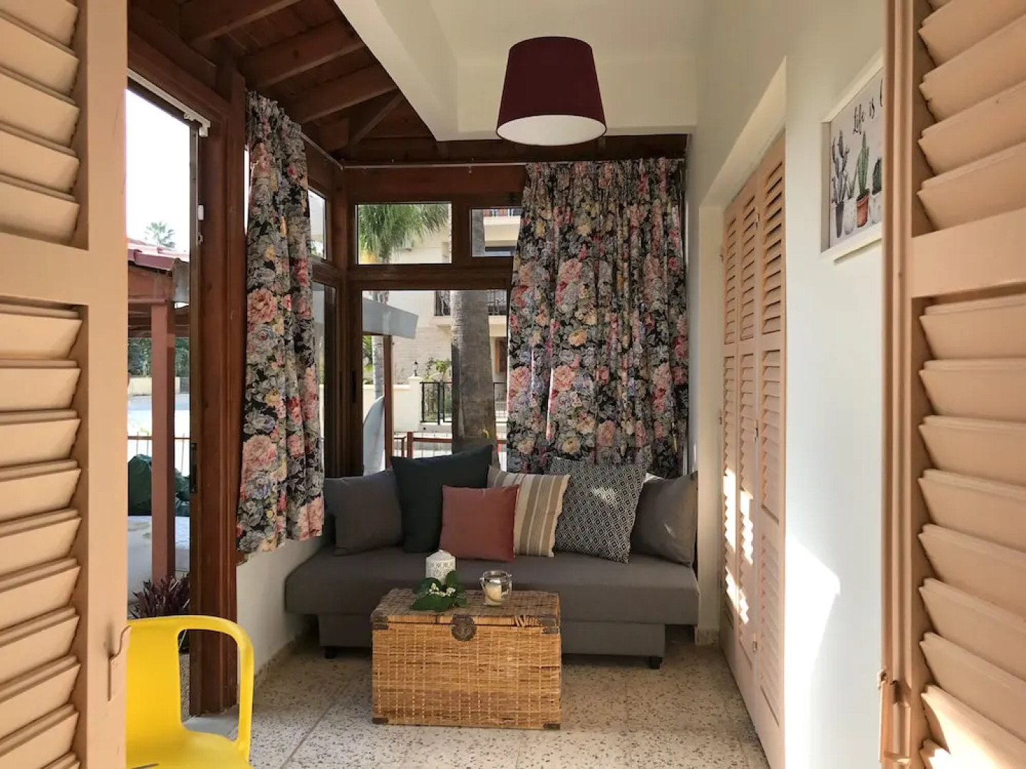 Color Cyprus Dhekelia Apartments