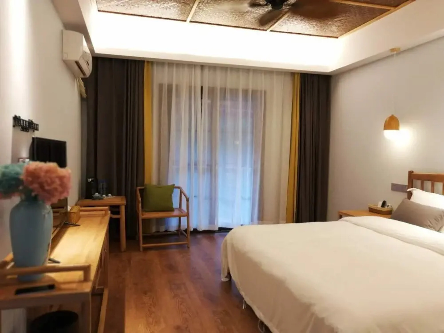 Artistic Conception Yard