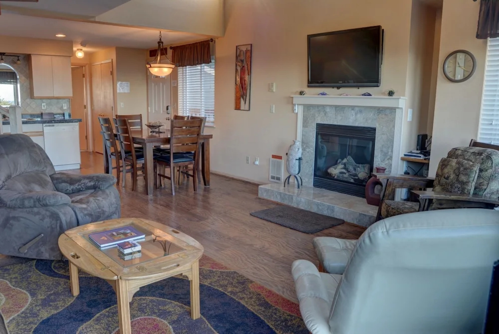 Sunset By The Sea 3 Br home by RedAwning