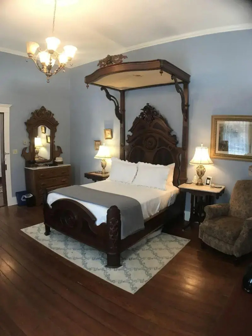 Kennedy Manor B&B