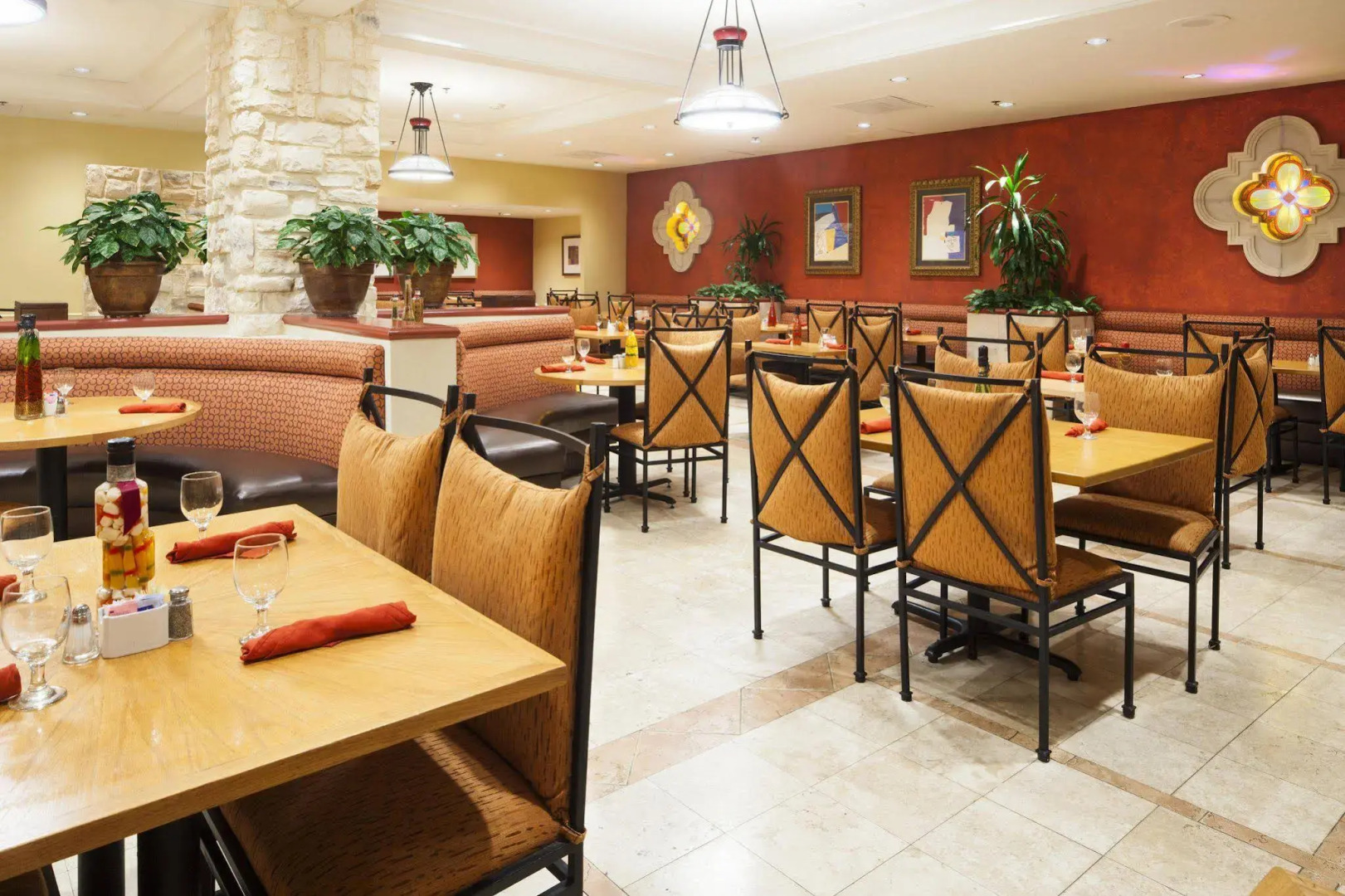 Estancia del Norte San Antonio, Tapestry Collection by Hilton