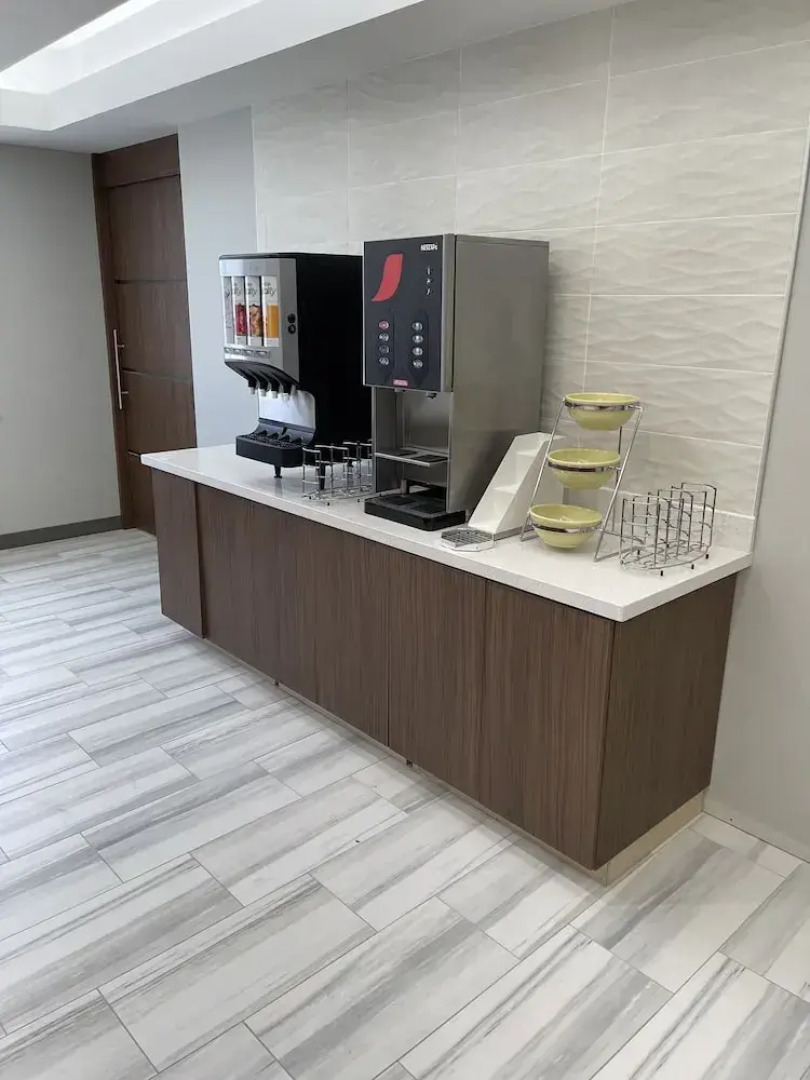 Comfort Inn & Suites