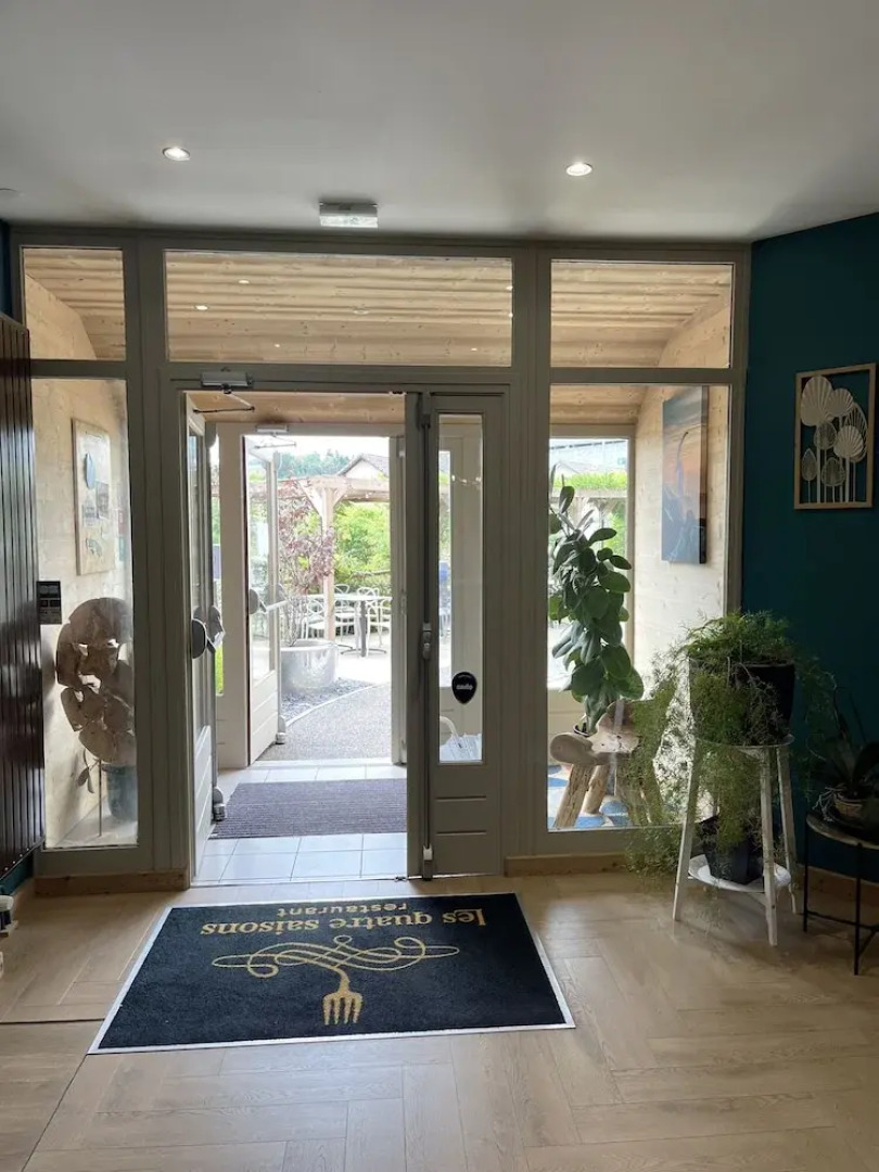 Hôtel Restaurant Les Quatre Saisons