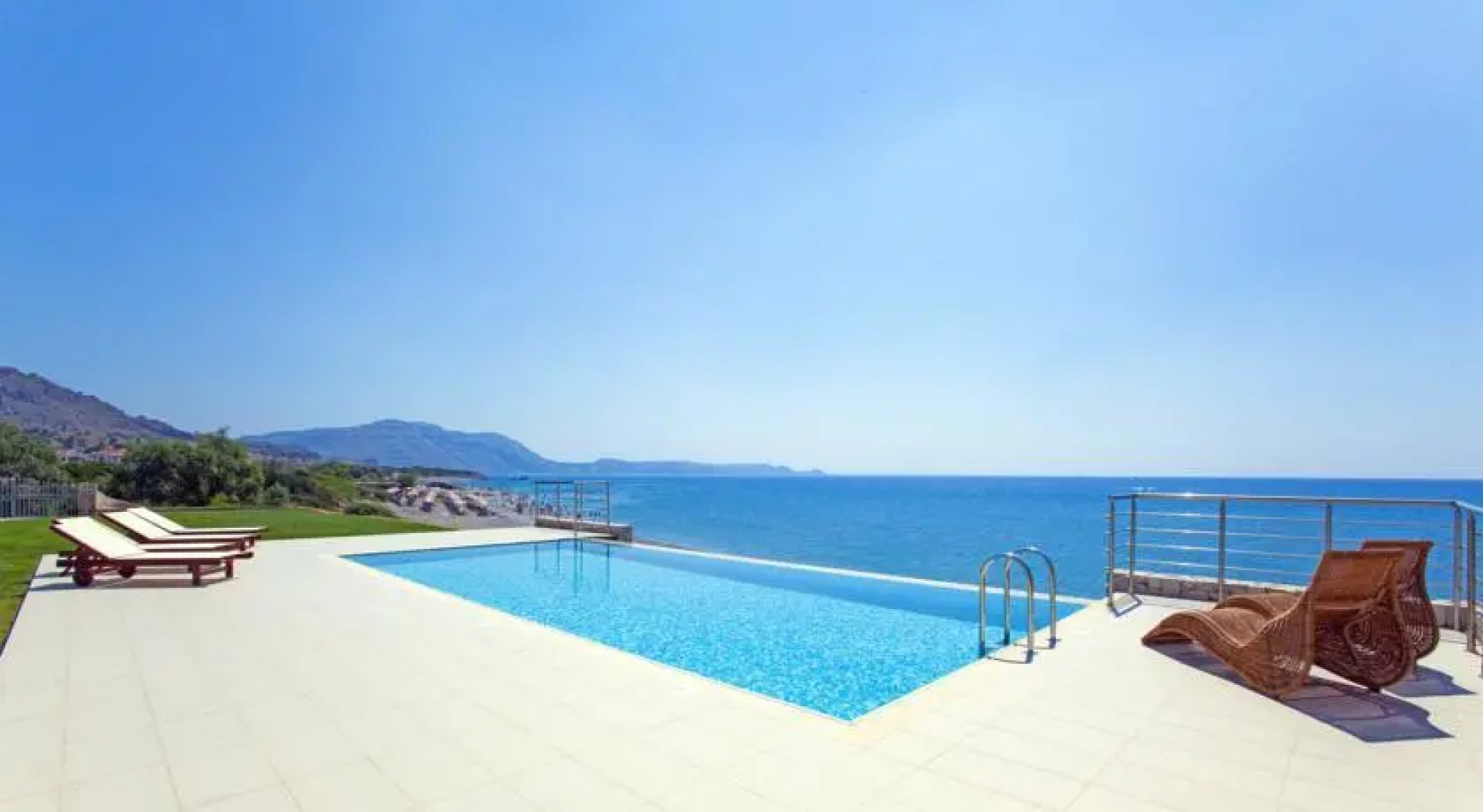 Kiotari Beach Villas