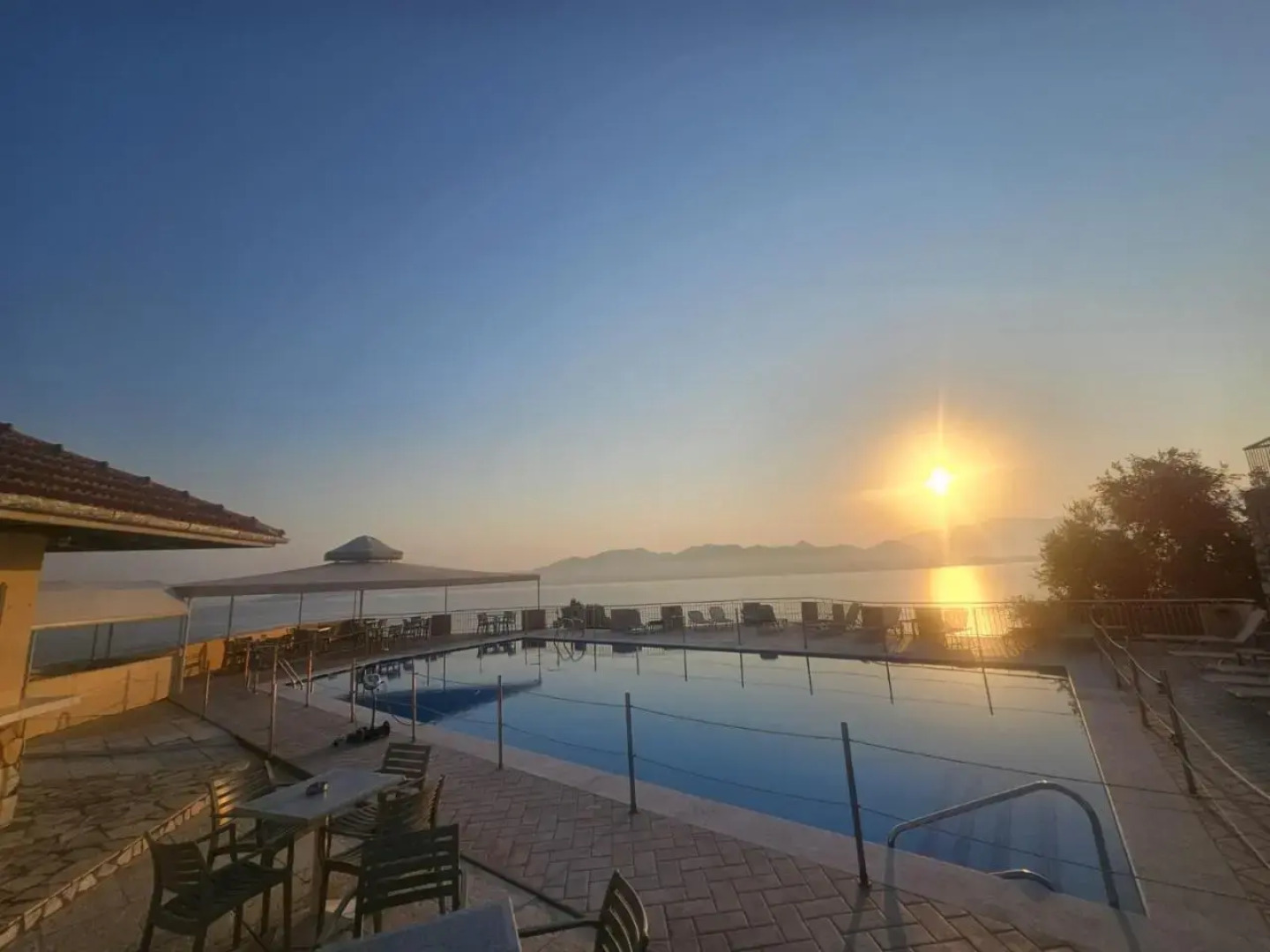 Sunrise Hotel Nikiana Lefkada