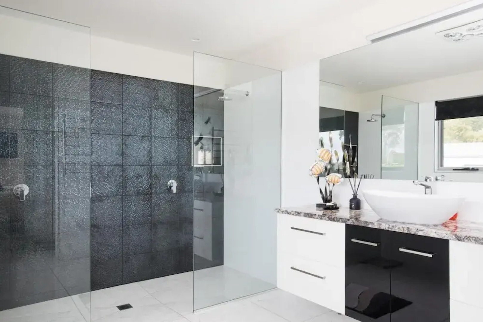 Paradise Point - Tamar Valley Residence with Pool