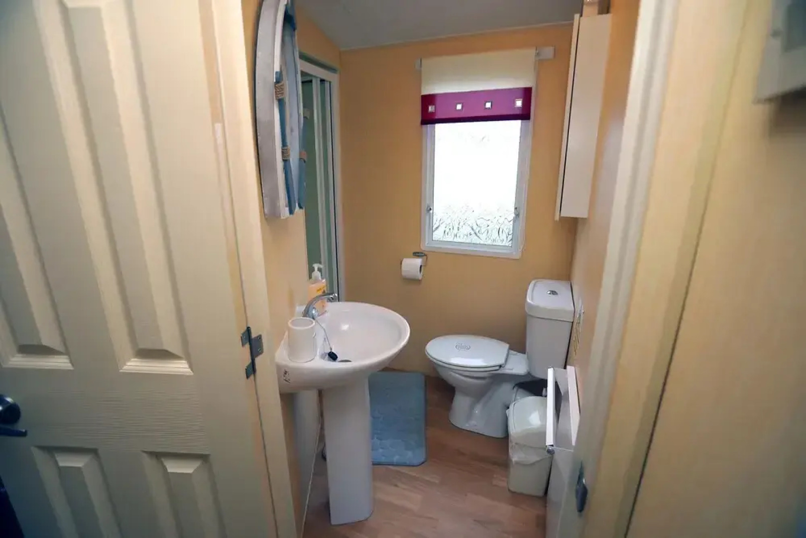 "seagulls" Sleeps 6.beautiful Wales. Dog Friendly