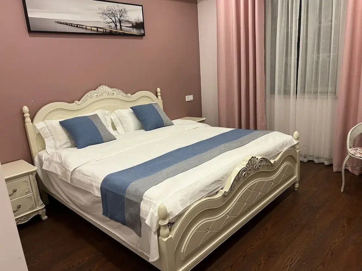 Wesley Rosegarden Lushan