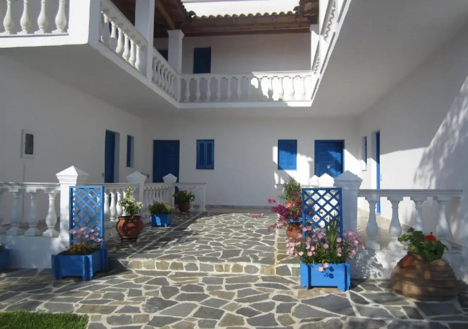 Blue Garden Apartments