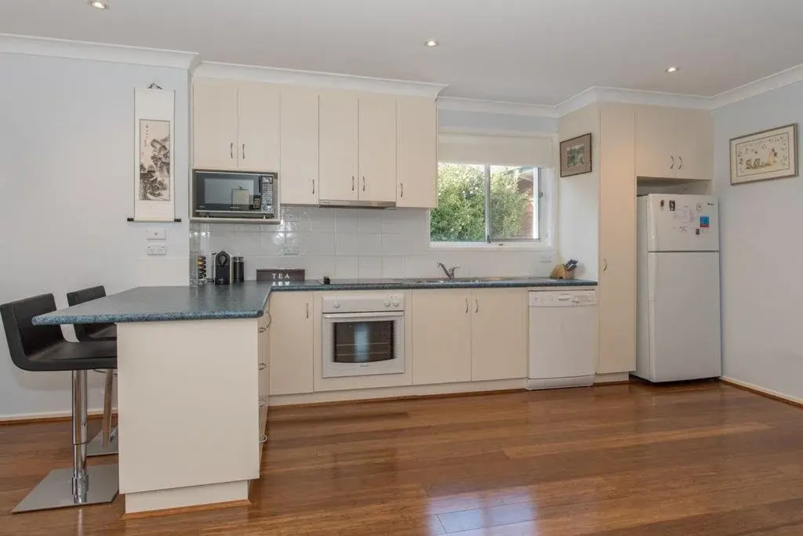 Canberra's White House