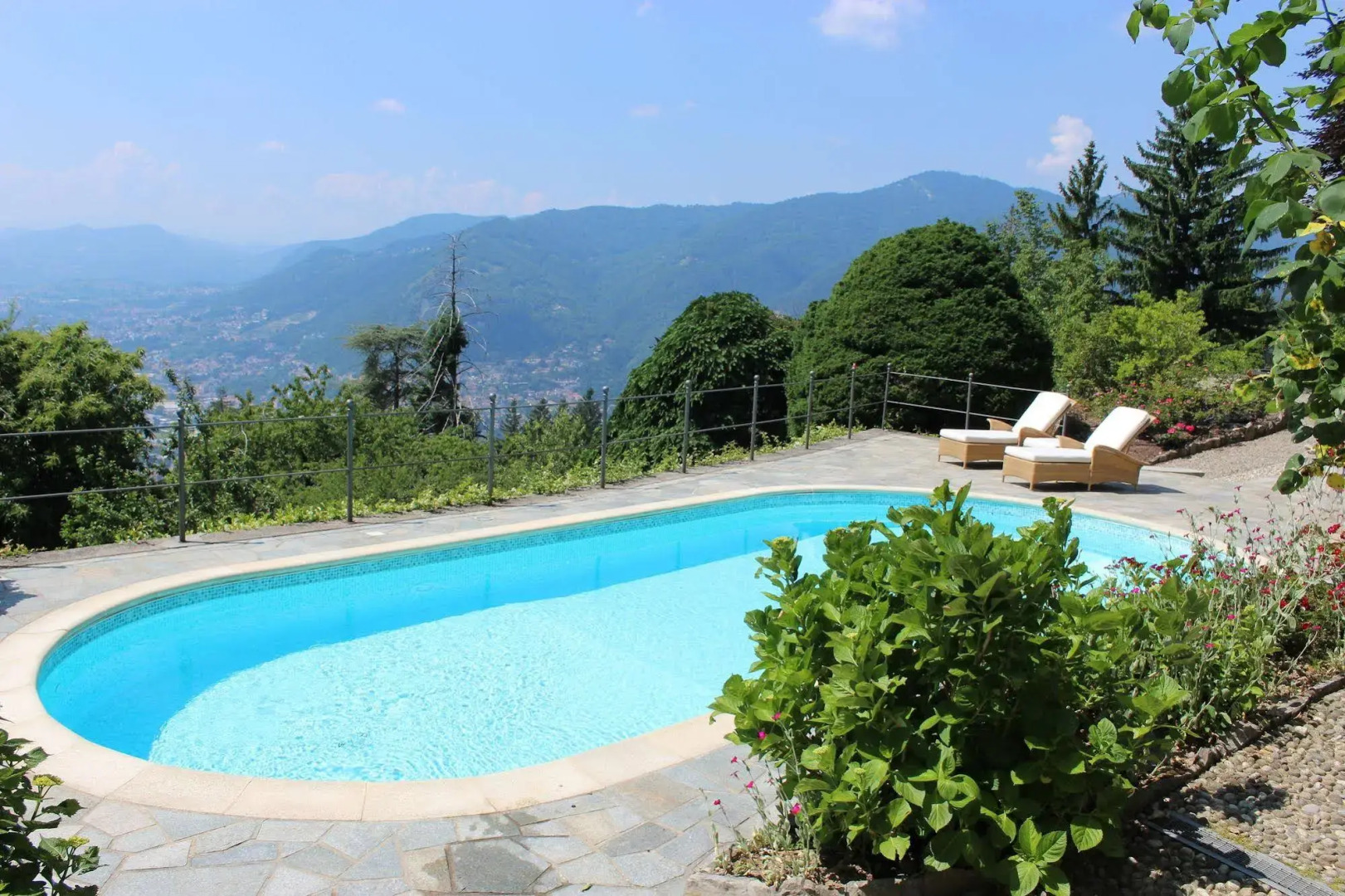 Comoholidays - Villino Milli