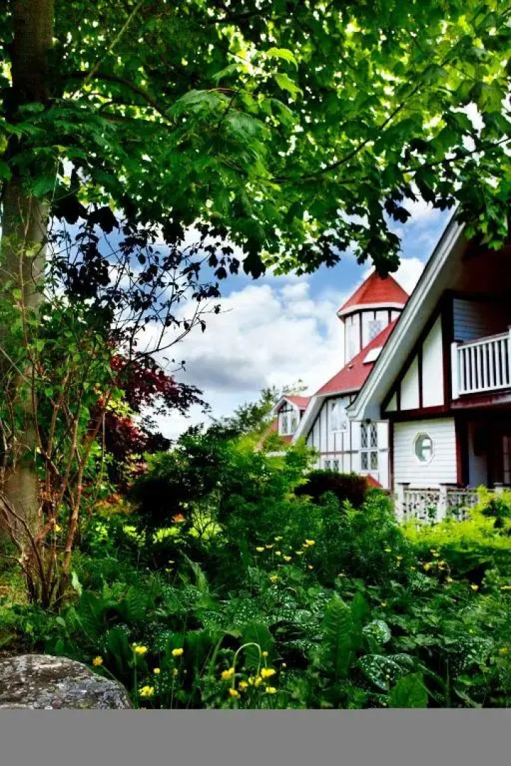 The Doctor's House Inn & Spa