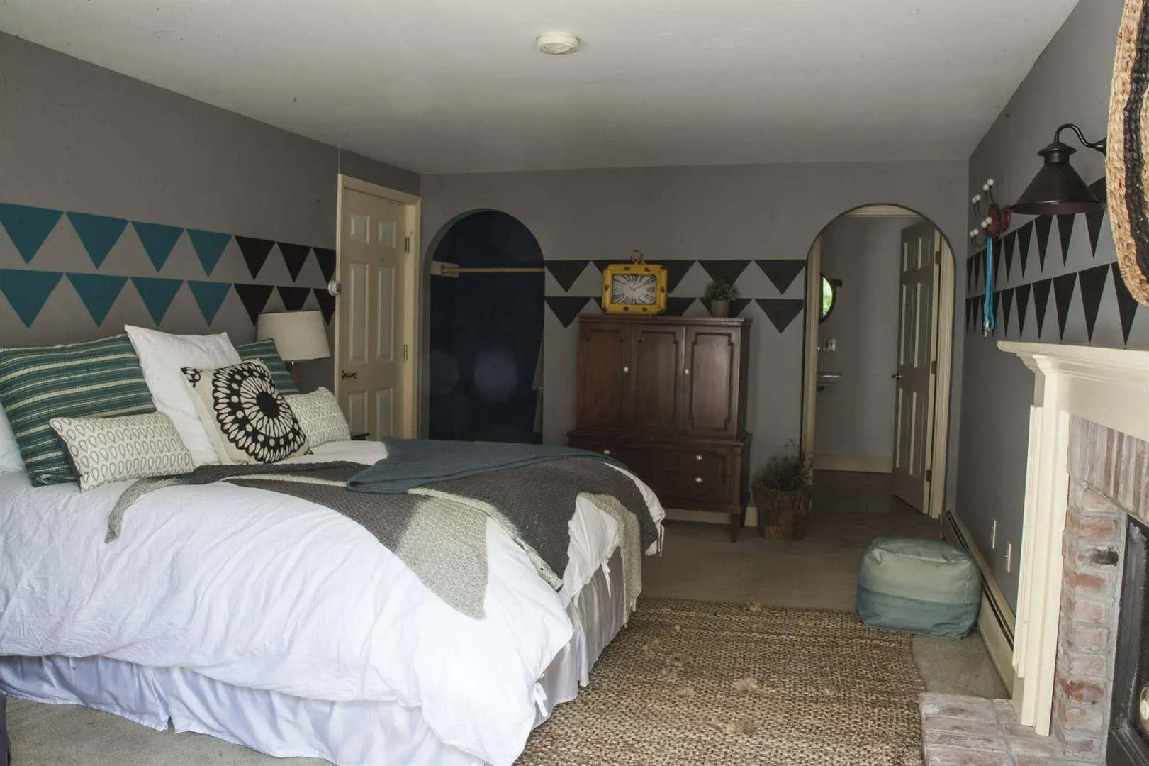 Laylas Riverside Lodge