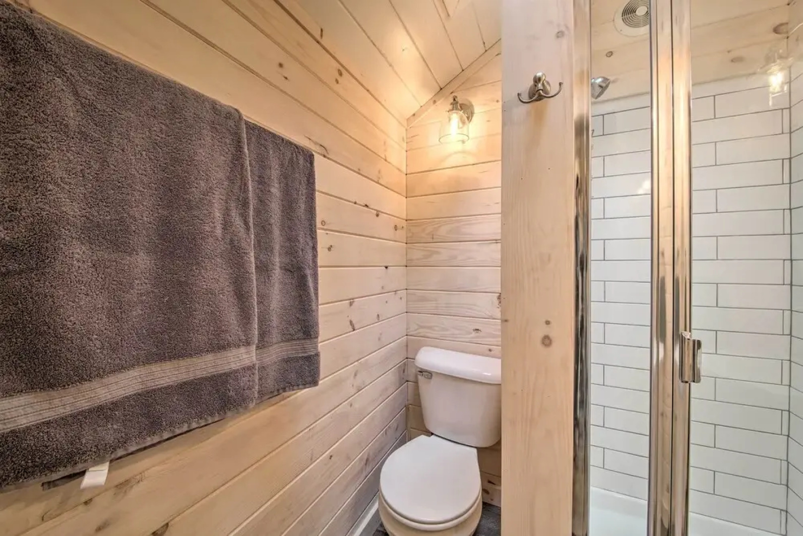 Idyllic Edgecomb Forest Studio w/ Deck & Balcony!