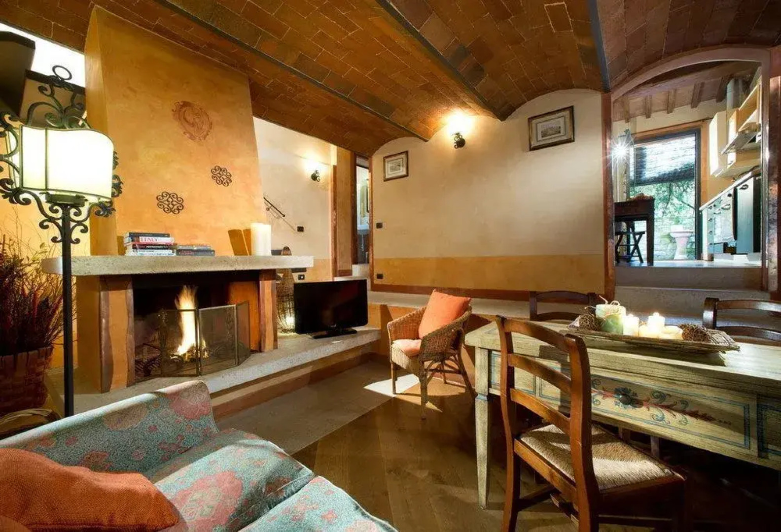 La Canonica Di Cortine