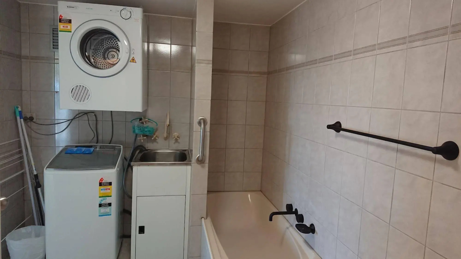 Surfers Hawaiian Apartments