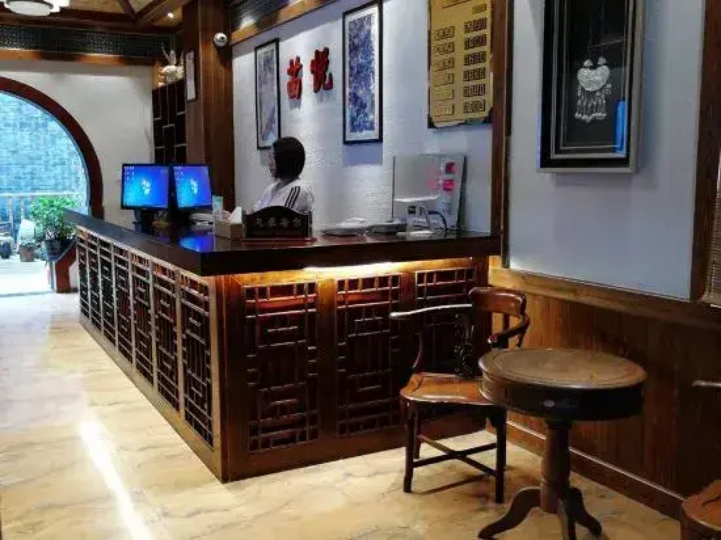 Miao Yue Inn (Xijiang Qianhu Miao Village)