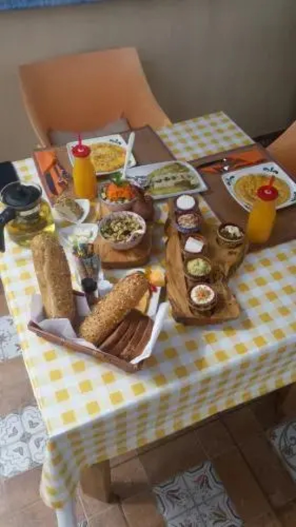 Zimmer Shai Tibetan Style