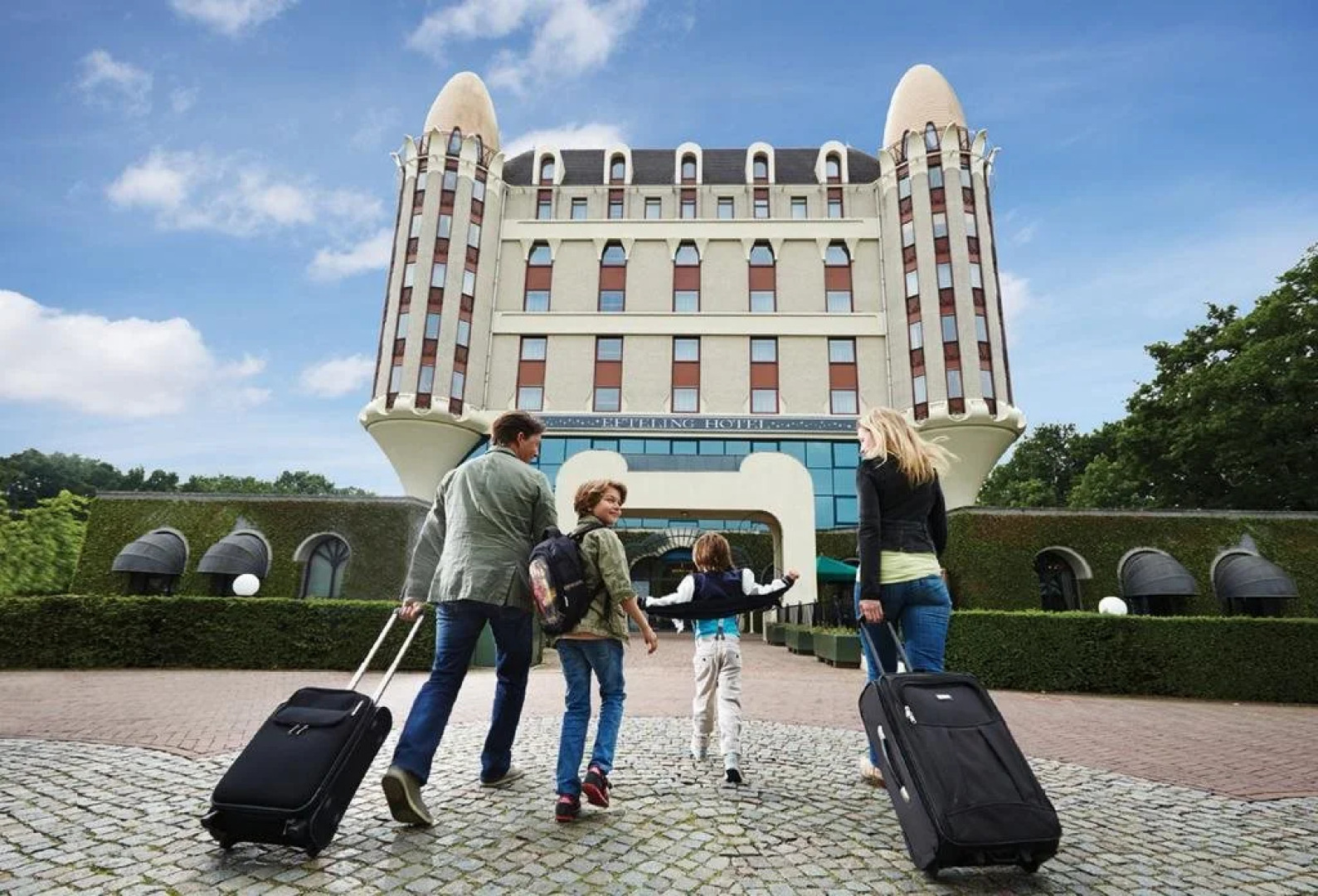 Efteling Wonder Hotel - Theme Park tickets included