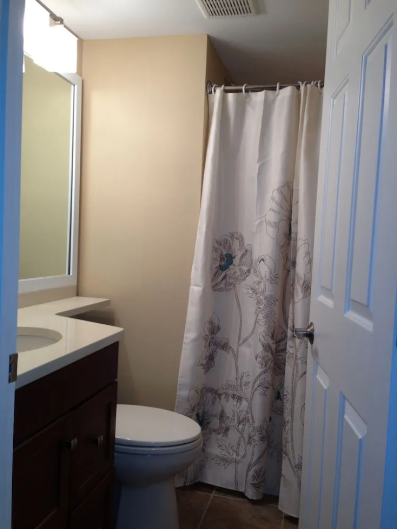 Ski-in, Ski-out 2 Br With View Of Ski Lift! 2 Bedroom Condo by RedAwning