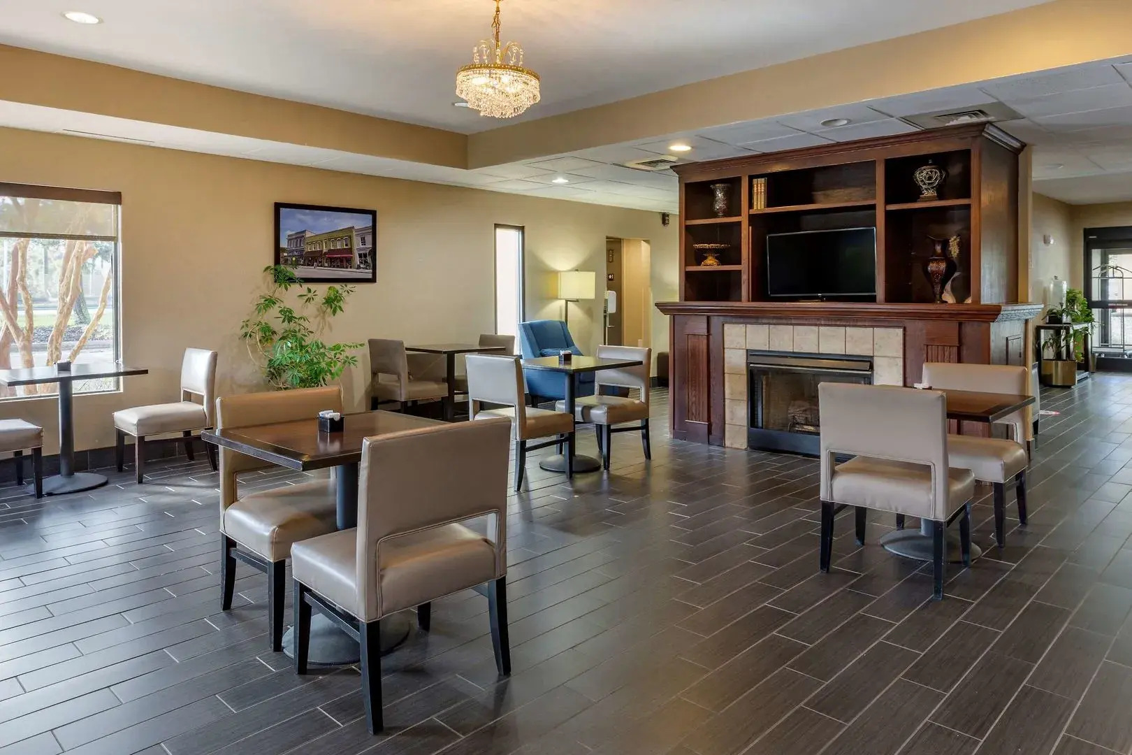 Clarion Pointe Apex – Holly Springs