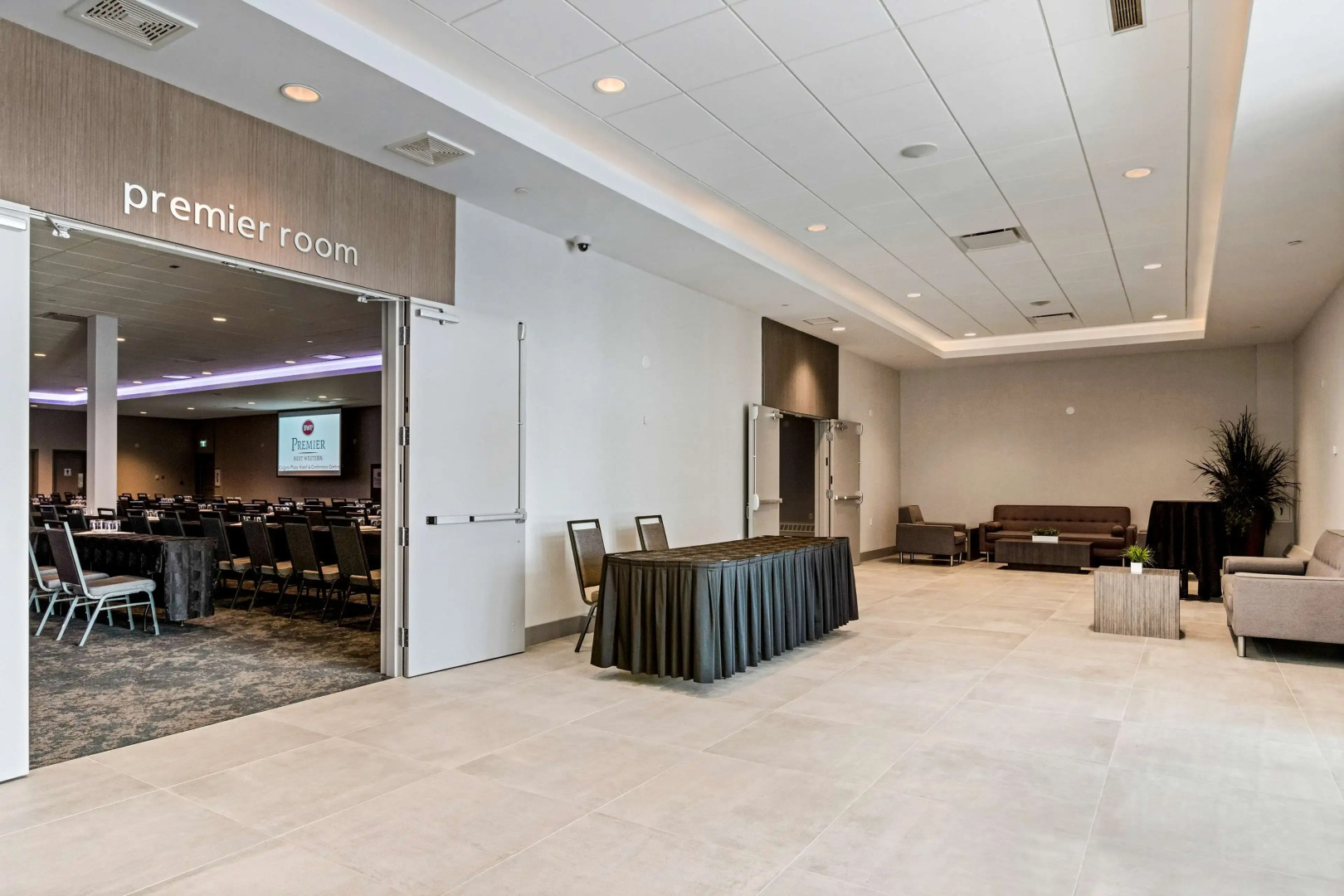 Best Western Premier Calgary Plaza Hotel & Conference Centre