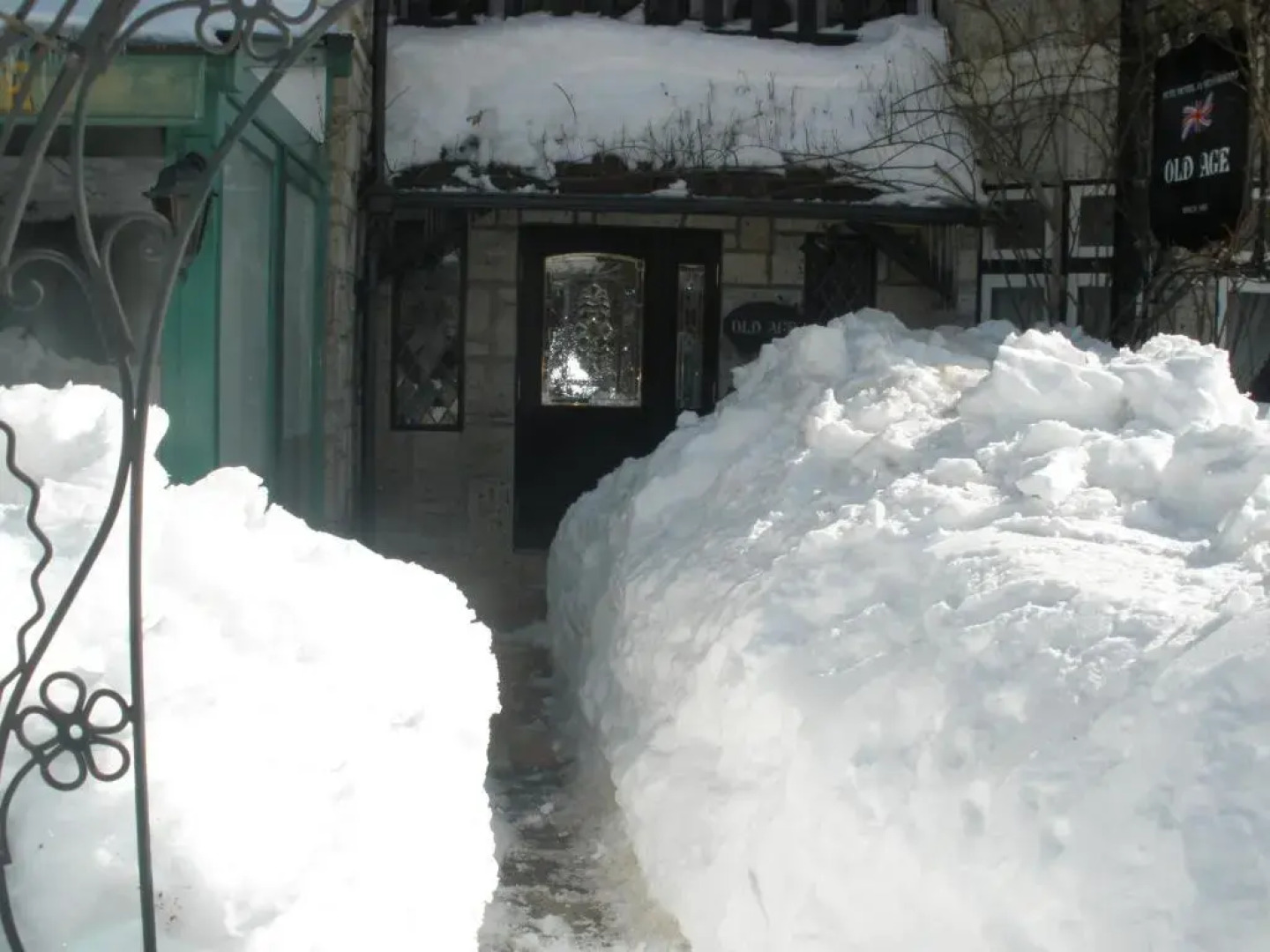 Petit Hotel & Restaurant Old Age