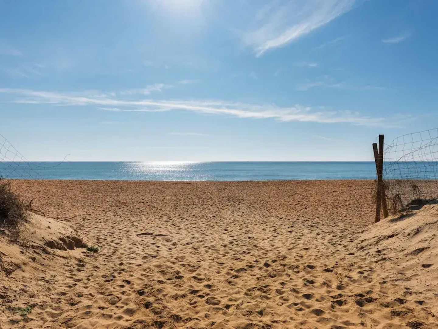 Sun-kissed Holiday Home in Islantilla With Swimming Pool