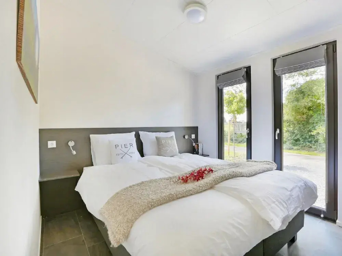 Modern Chalet With Nice Sliding Doors Near Lochem