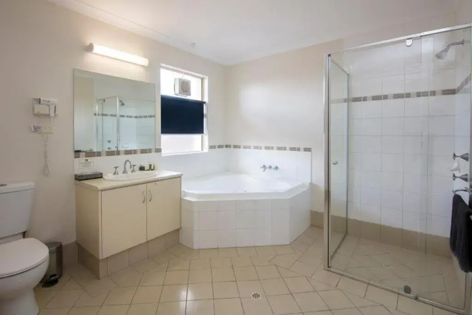 Pinnacles Edge Resort