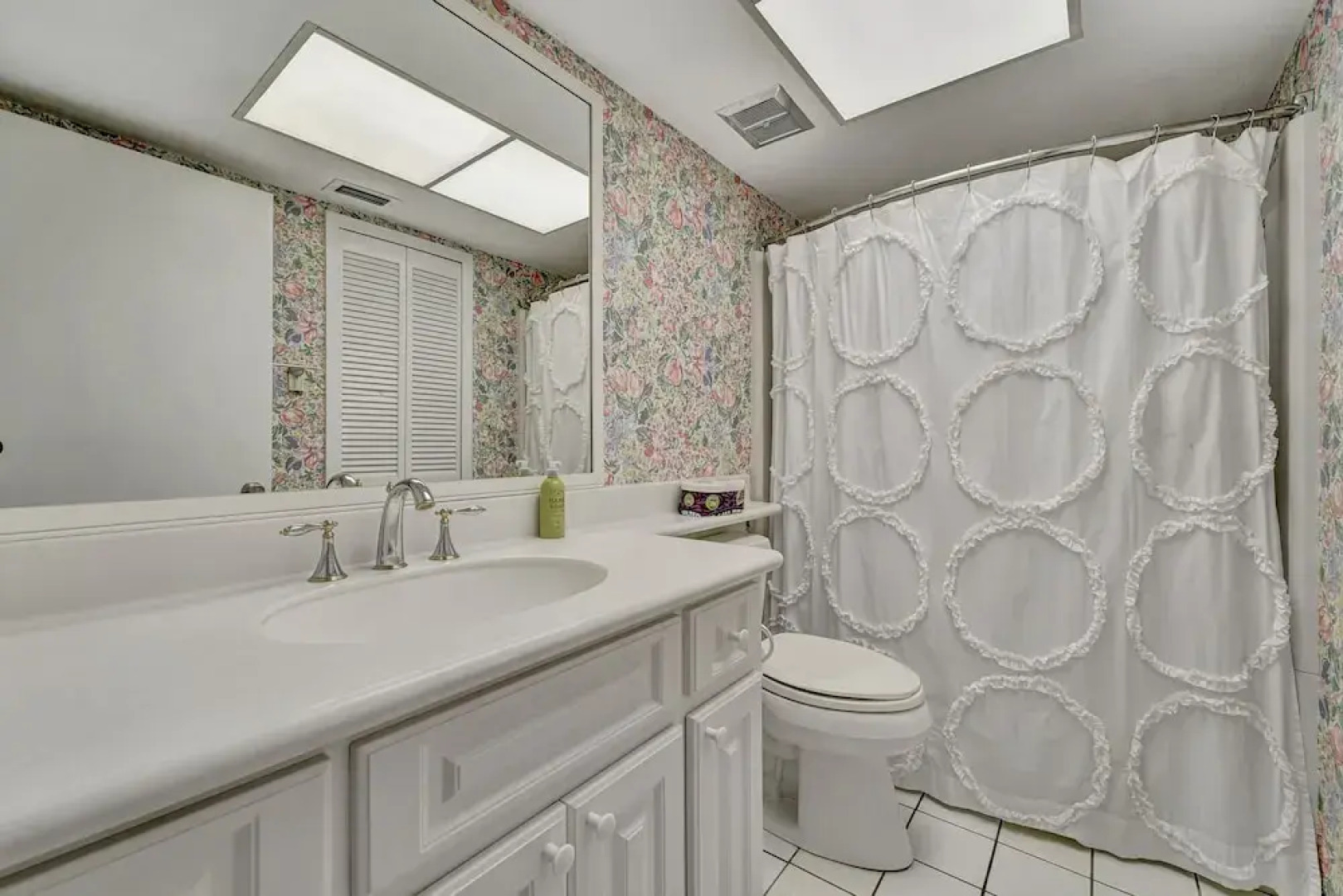 Beach Villa Three Bedroom 3 Villa by RedAwning