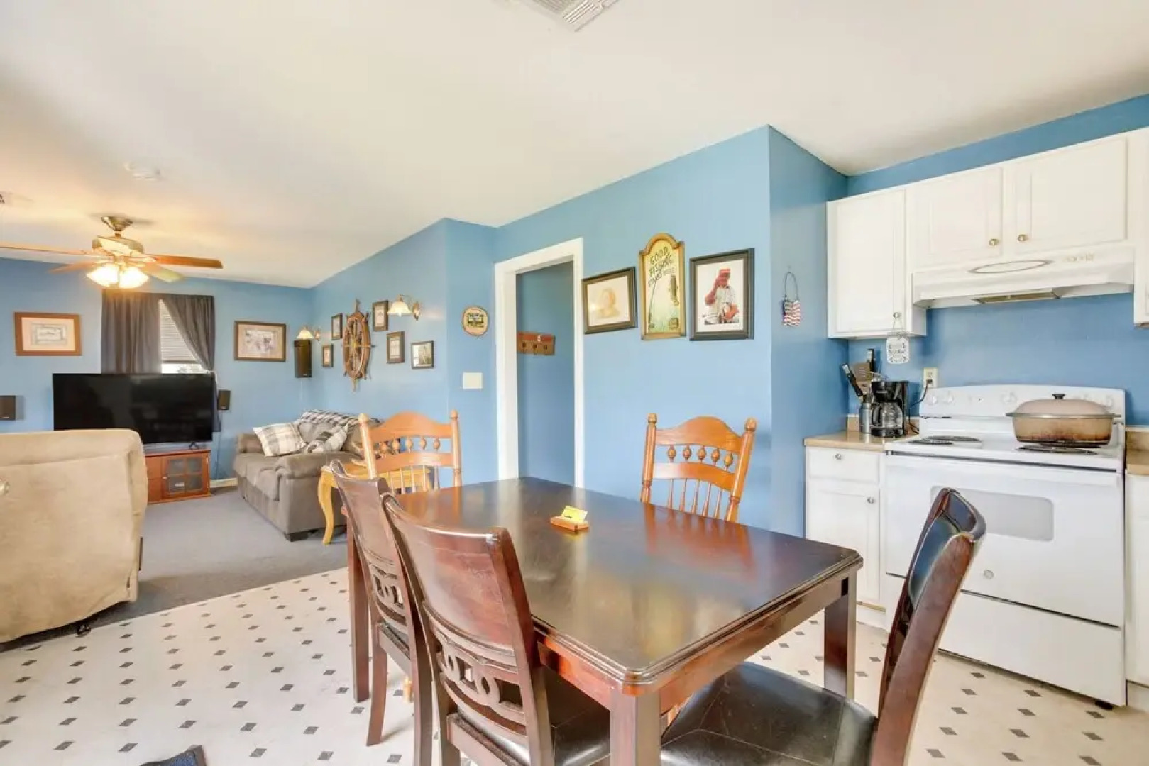 Walk to Bayou Lery: St Bernard Home w/ Kayaks!