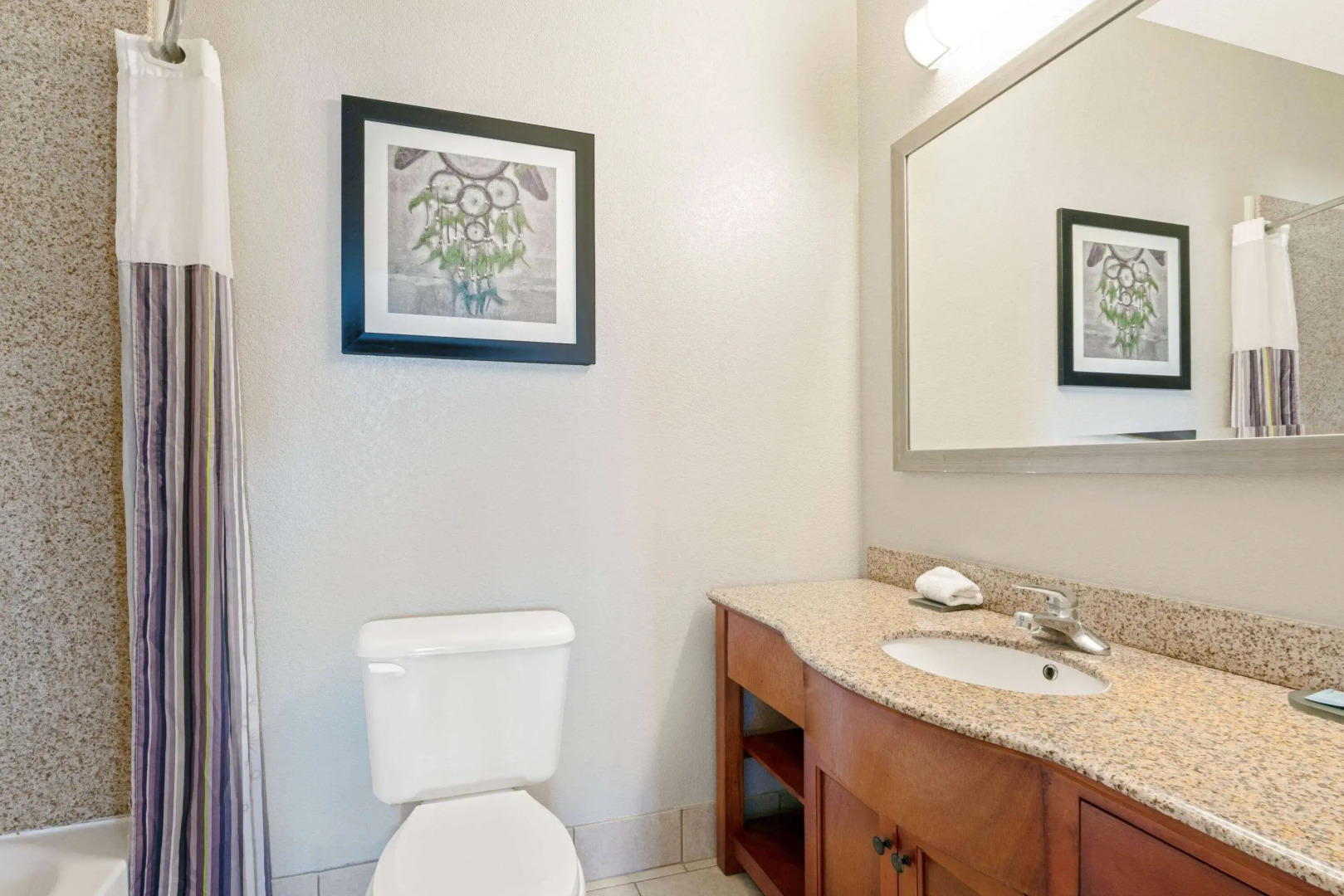 La Quinta Inn & Suites by Wyndham Ada