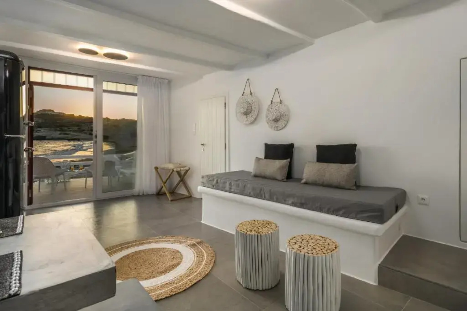 Peter's Sea and Sαnd Residence