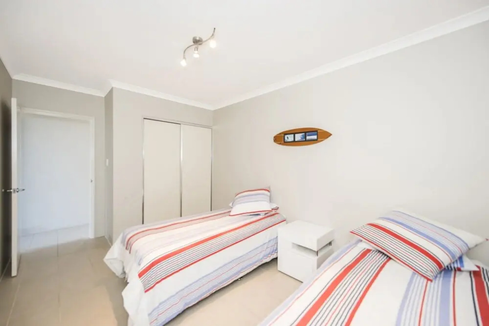 Ledge Point Village - Villa 16 - Beachfront Ocean Views