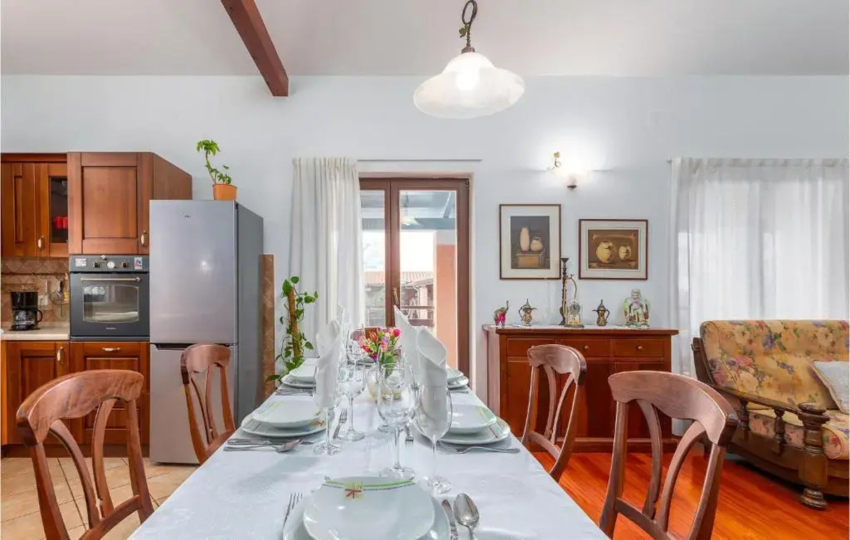 Beautiful Home in Muntic With Outdoor Swimming Pool, Wifi and 3 Bedrooms